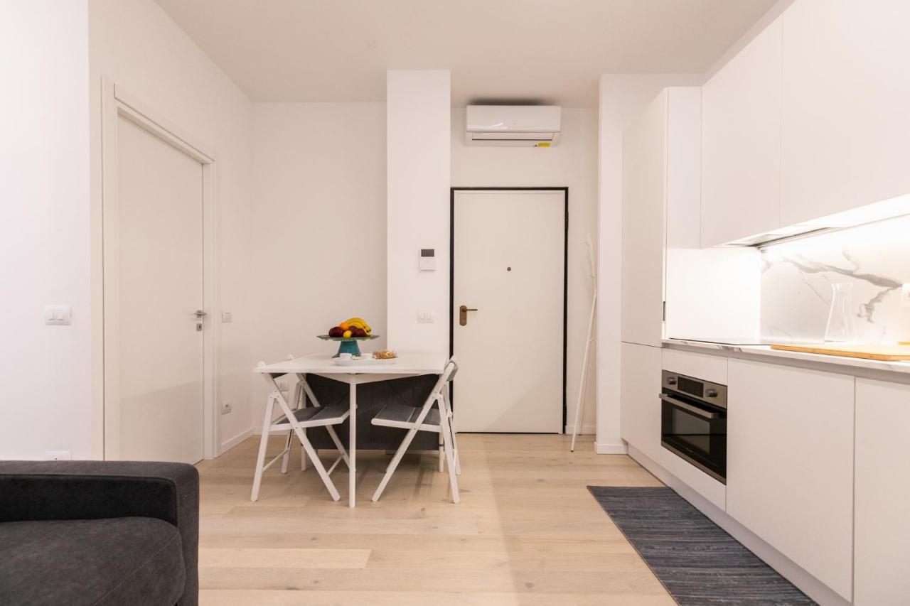 Luxury Apartment - A Due Passi Dal Centro Di Milano Екстер'єр фото